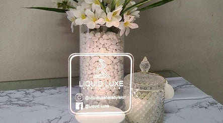 Liquid Luxe Nails by lakin