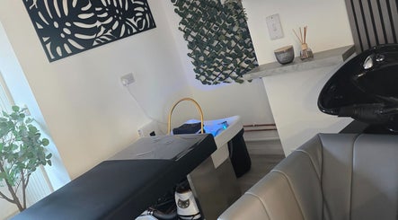 Elegant spa corner at 519 Woodborough Road Mapperley NG3 5FR, Nottingham, England, GB with stylish decor.