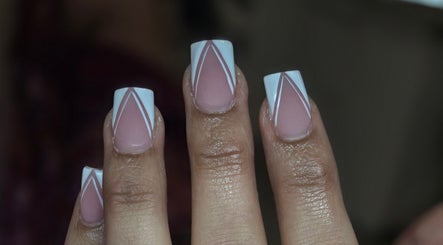 Glam Nails and beauty salon зображення 2