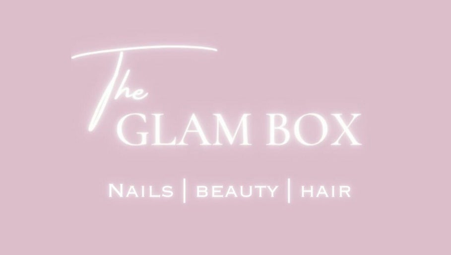 The Glam Box Ncl – obraz 1