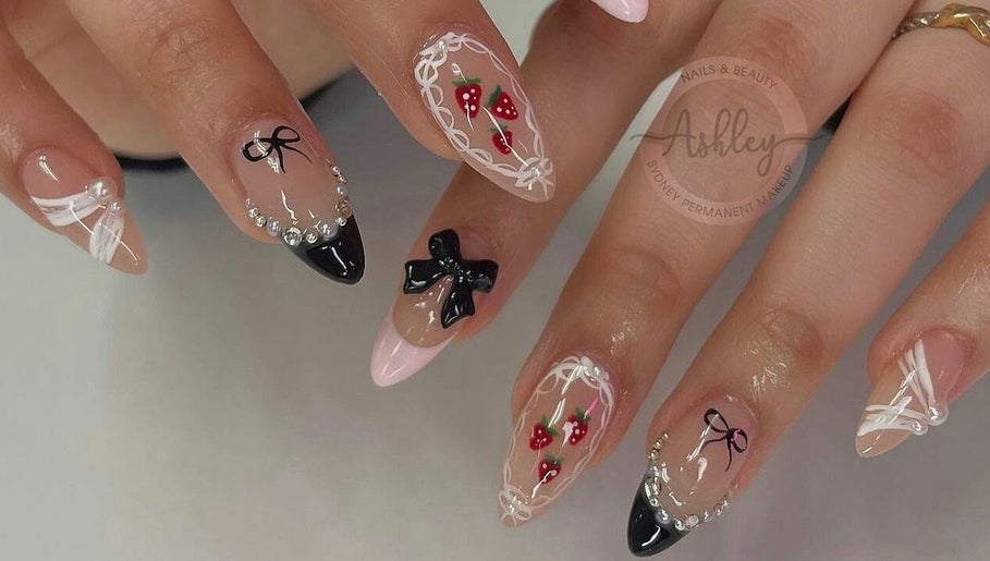Ashley Nails and Beauty billede 1