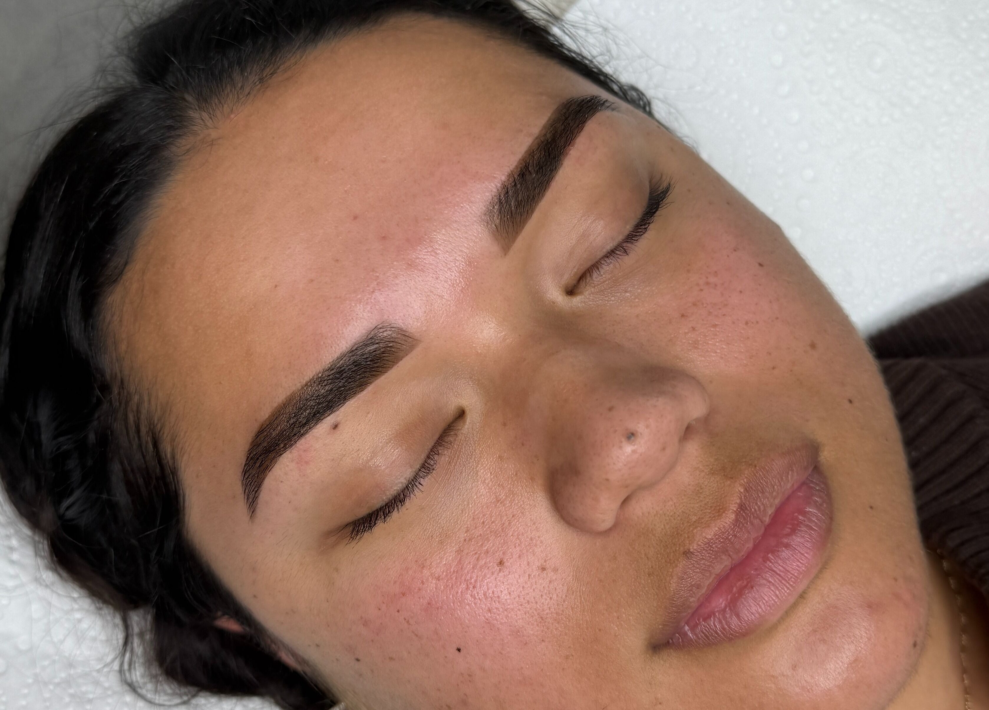 Perfectly shaped brows at Lmv Studio, Mermaid Waters, Queensland, AU showcasing expert beauty techniques.