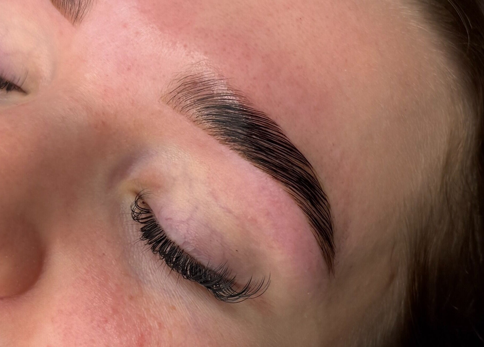 Expert eyebrow styling at Lmv Studio, Mermaid Waters, Queensland, AU, showcasing a perfected eyebrow look.