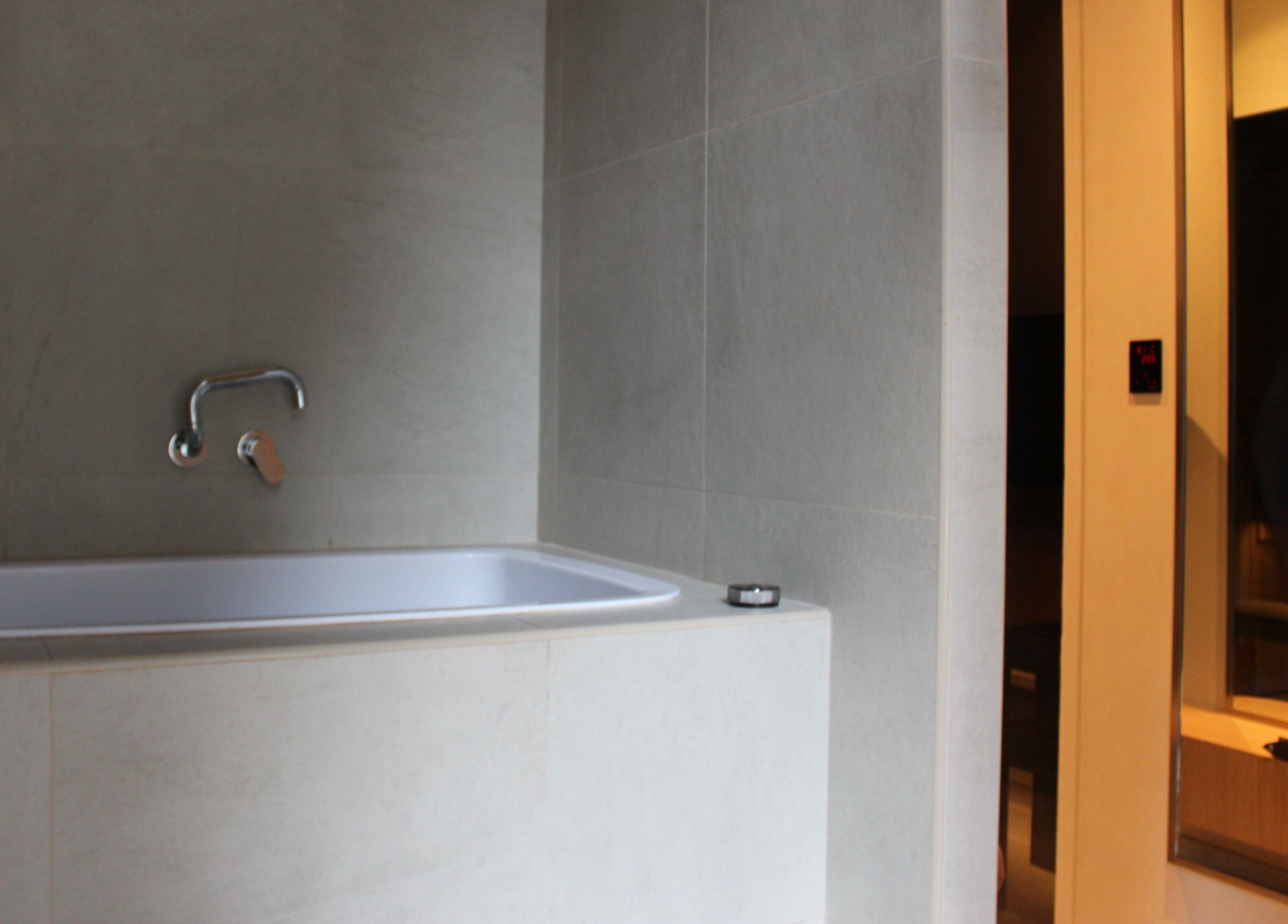 Elegant spa bath at Contrast Dubai Creek Harbour, Dubai, Dubai, AE. Experience ultimate relaxation and luxury.