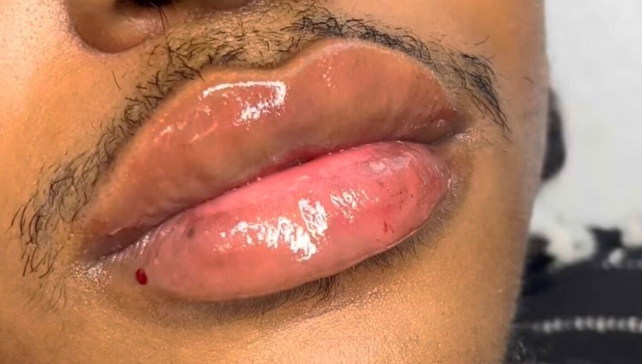 Deebeautystop image 1