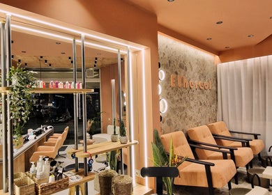 Η ζεστή και κομψή ατμόσφαιρα του ETHEREAL NAILS & BEAUTY στην Ιωάννινα, GR.