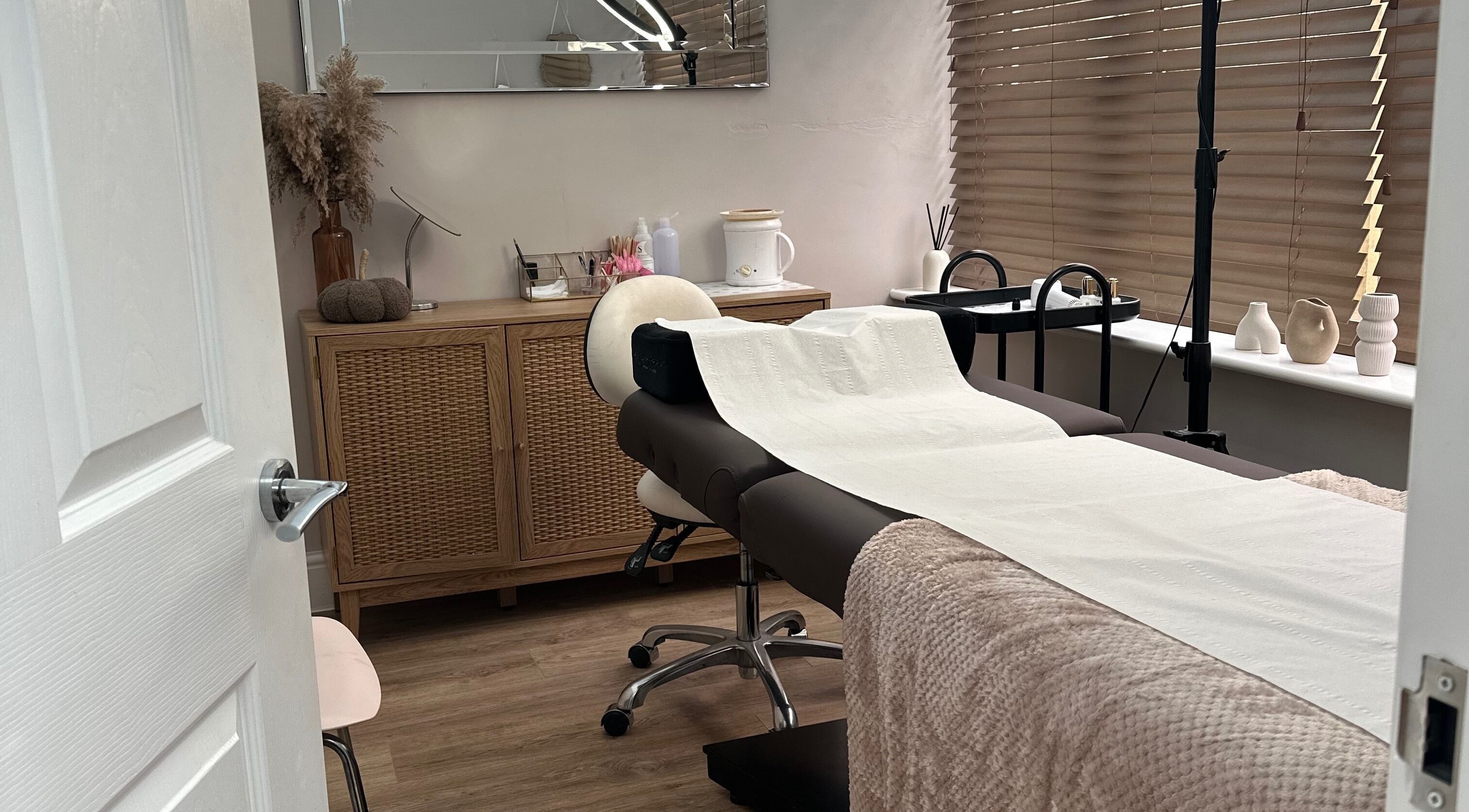 Stylish treatment room at Pure Beauty & Skincare Roos, Roos, England, GB with cozy decor and comfortable facilities.