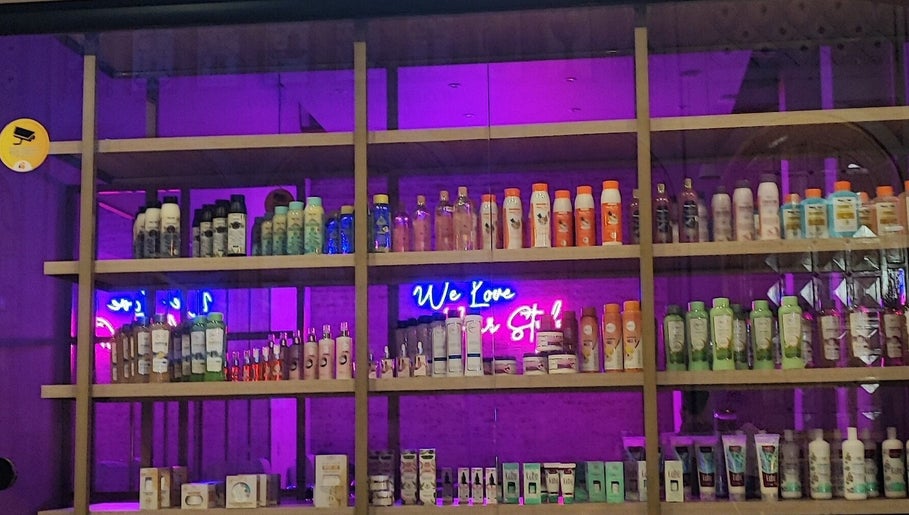 Cosmetiando Spa Uñas y Cejas, bilde 1