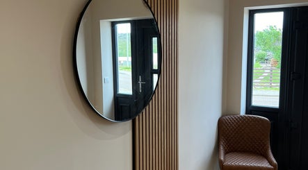 Sage Salon image 2
