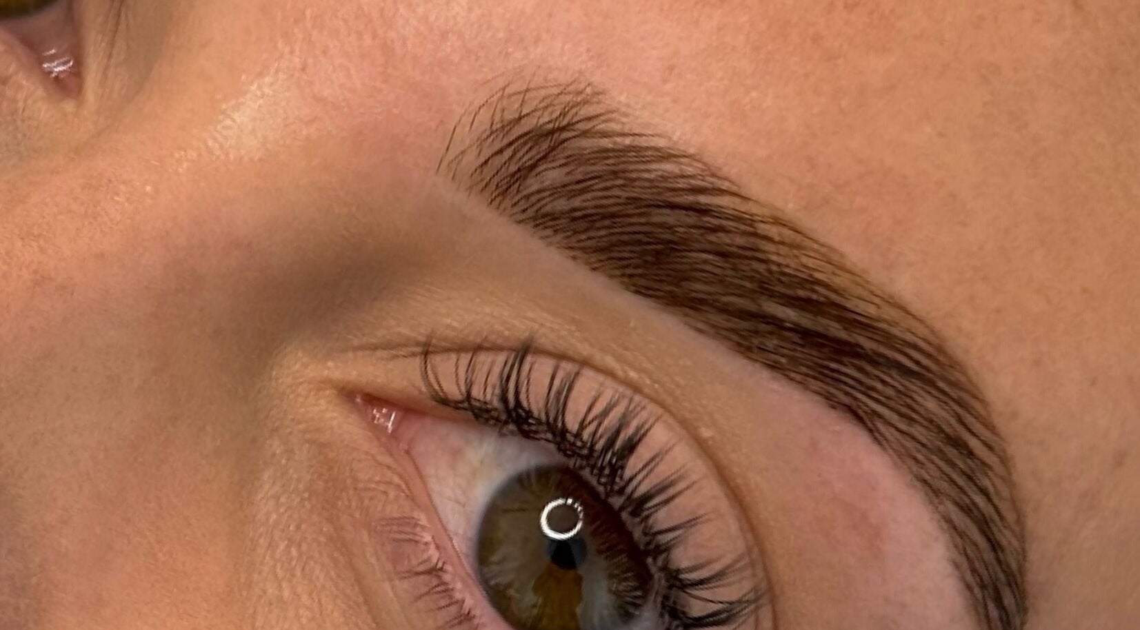 Perfectly shaped eyebrow at CLB Studio, Mandurah, Western Australia, AU, highlighting beauty and precision.