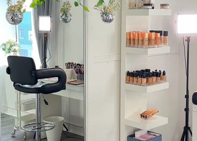 Modern makeup studio at Claire Murphy Make Up, Portlaoise, County Laois, IE, showcasing beauty essentials.
