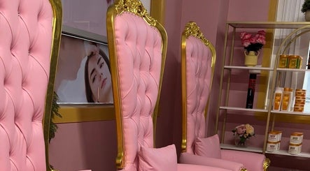 Barbie Dream Salon imaginea 3