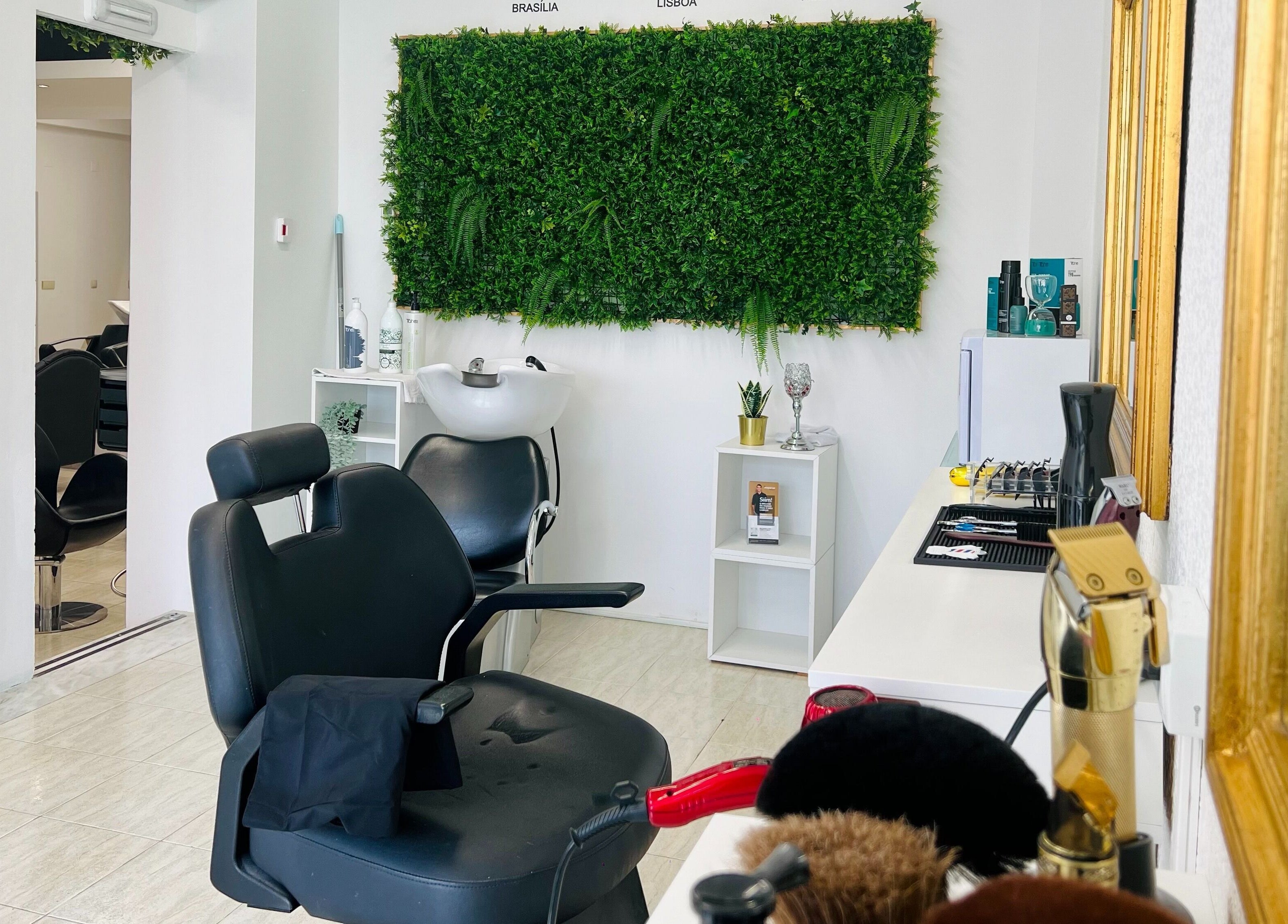 Estação de beleza elegante em Elements - Beleza e Bem Estar, Odivelas, Portugal, PT.