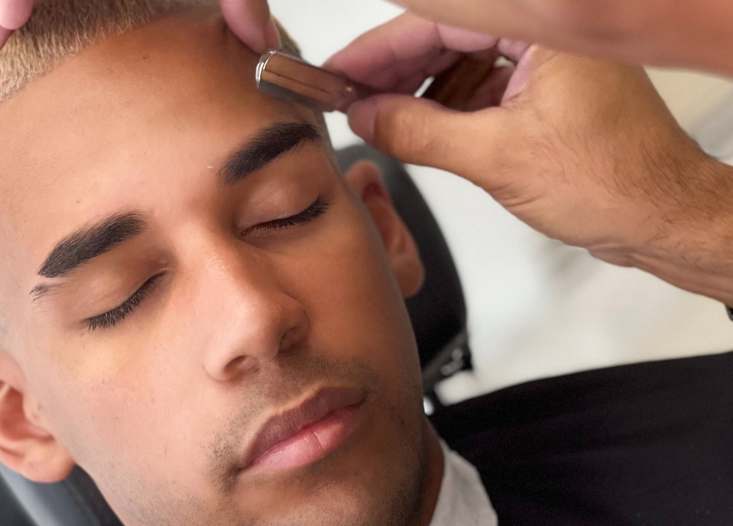 Serviço de barbear clássico em Elements - Beleza e Bem Estar, Odivelas, Portugal, PT.