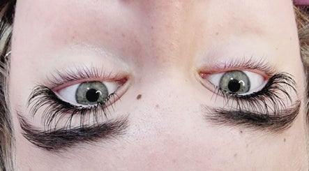 Close-up of lush eyelash extensions at Pretty Pamper, Jeffreys Bay, Eastern Cape, ZA.
