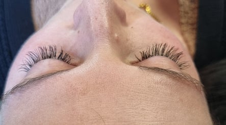 Close-up of eyelash extensions at Pretty Pamper, Jeffreys Bay, Eastern Cape, ZA, showcasing beauty service.