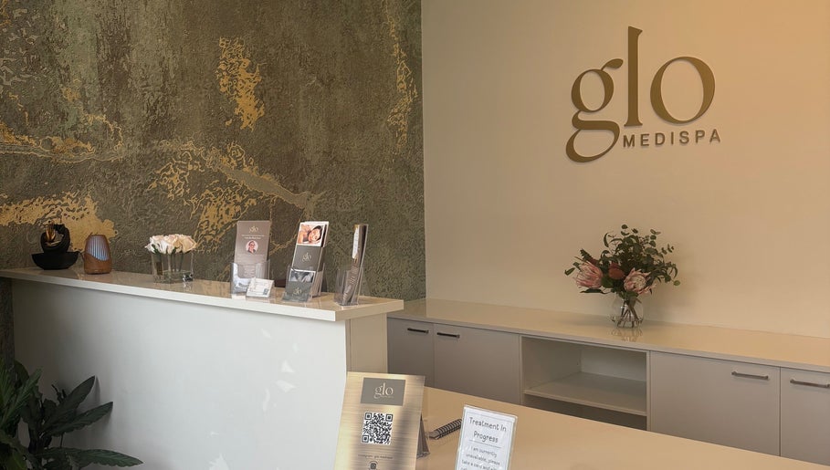 Reception at The Retreat Room At Glo Medispa, Grantham Farm, New South Wales, AU, featuring modern decor.
