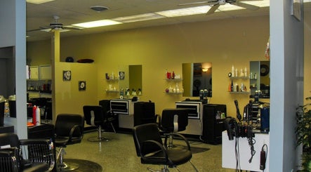 Studio 360 Salon afbeelding 2