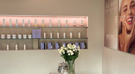Hintime Beauty Clinic image 2