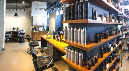 NJ'S Organic Hair Salon image 3