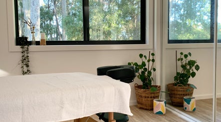 Lou McWalters Massage - Narooma image 2