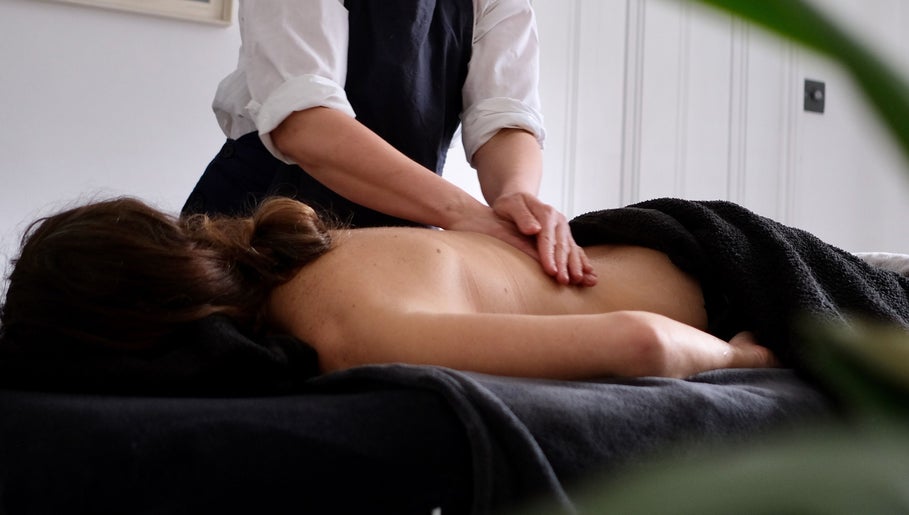 Relaxing massage at Everyone Loves Massage at CFP Pilates Studio, Norwich, England, GB.