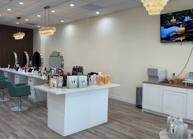 Modern interior of TT Head Spa Long Beach featuring plush seating and elegant decor in Long Beach, California, US.