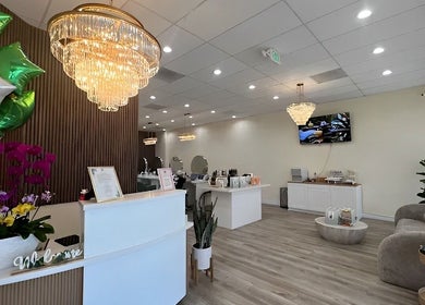 Elegant entrance of TT Head Spa Long Beach in Long Beach, California, US showcases modern decor and warm lighting.
