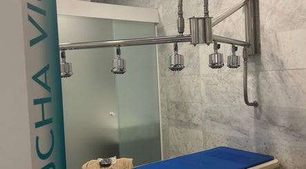 Sala de hidroterapia en Shannel NutriEsthetic La Moraleja, Alcobendas, Comunidad De Madrid, ES.