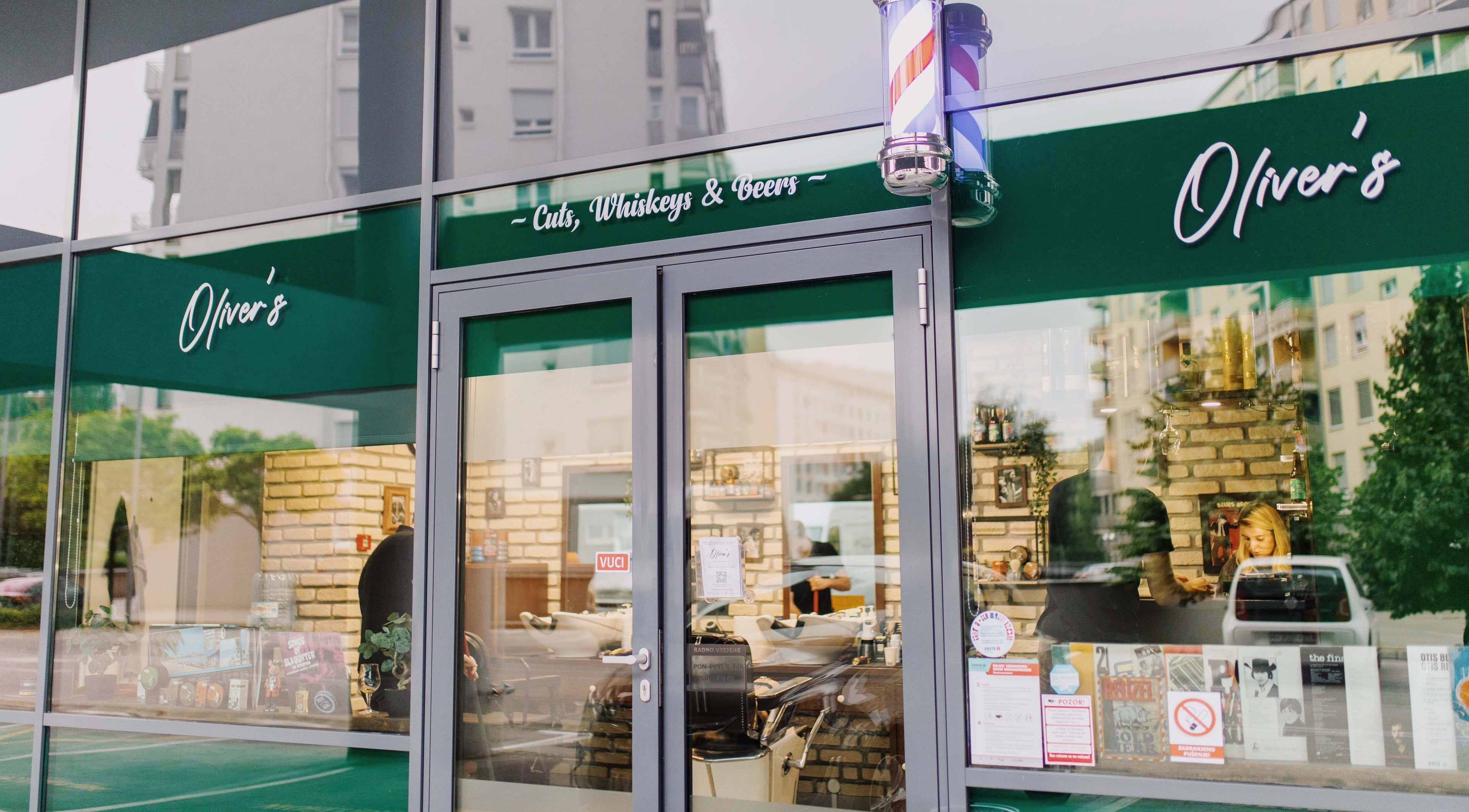 Ulaz u Nomad Barbershop Zagreb Tower (ex Oliver's), moderno uređen u Zagrebu, Grad Zagreb, HR.