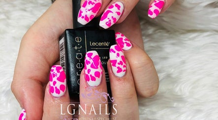 LG Nails image 3