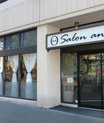 Oui Salon and Spa imagem 2