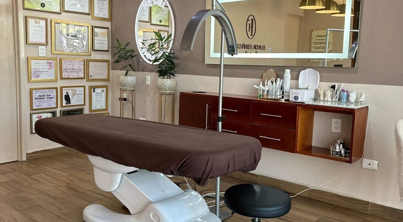 Sala de tratamiento en Irlanda Hernandez Beauty Box, Ciudad Del Carmen, Campeche, MX.