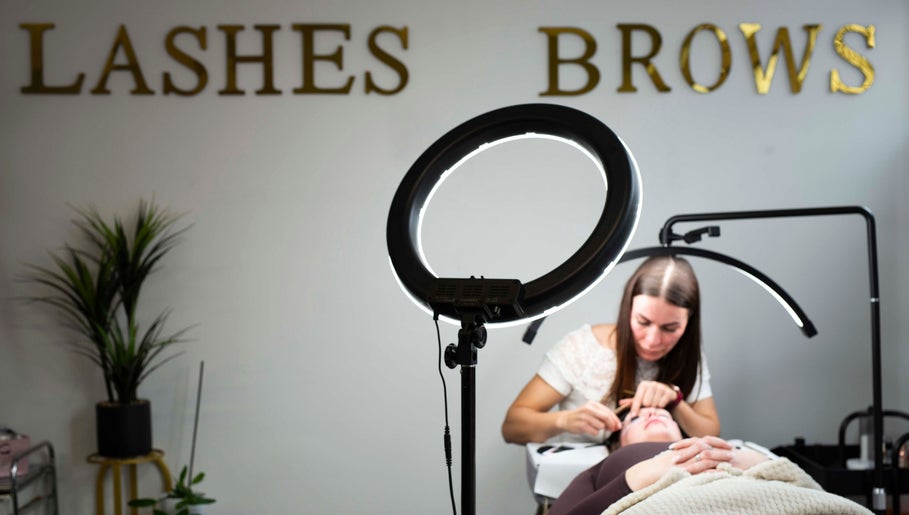 Belle Beauty Studio & Academy image 1