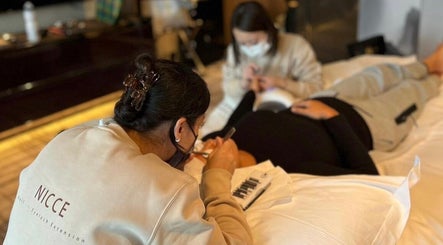 Professional eyelash application at Nicce Luxury Beauty Ltd, Hong Kong Island, HK.