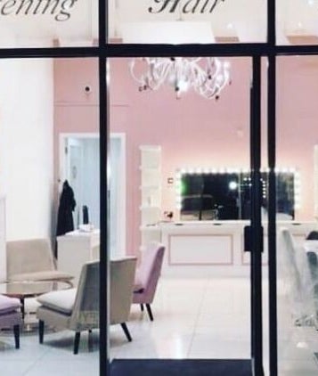 Blush Room Nine image 2