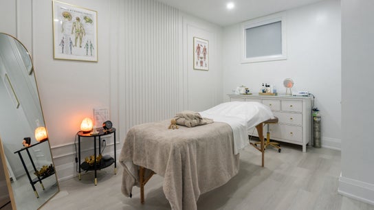 Aura Wellness