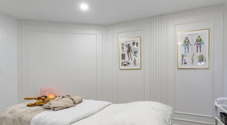 Aura Wellness image 2