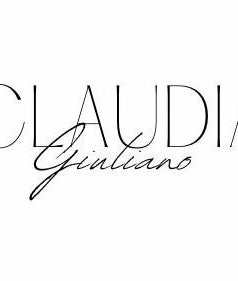 Claudia Giuliano Hair изображение 2