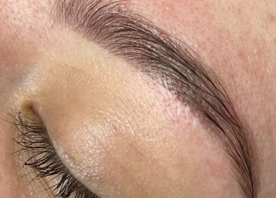 Perfectly groomed eyebrow at Bronza, Warrnambool, Victoria, AU. Experience precision beauty.