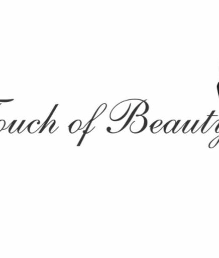 A Touch Of Beauty x – kuva 2