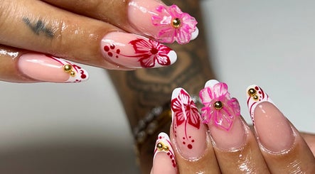 Hình ảnh 3 của Lonster Nails