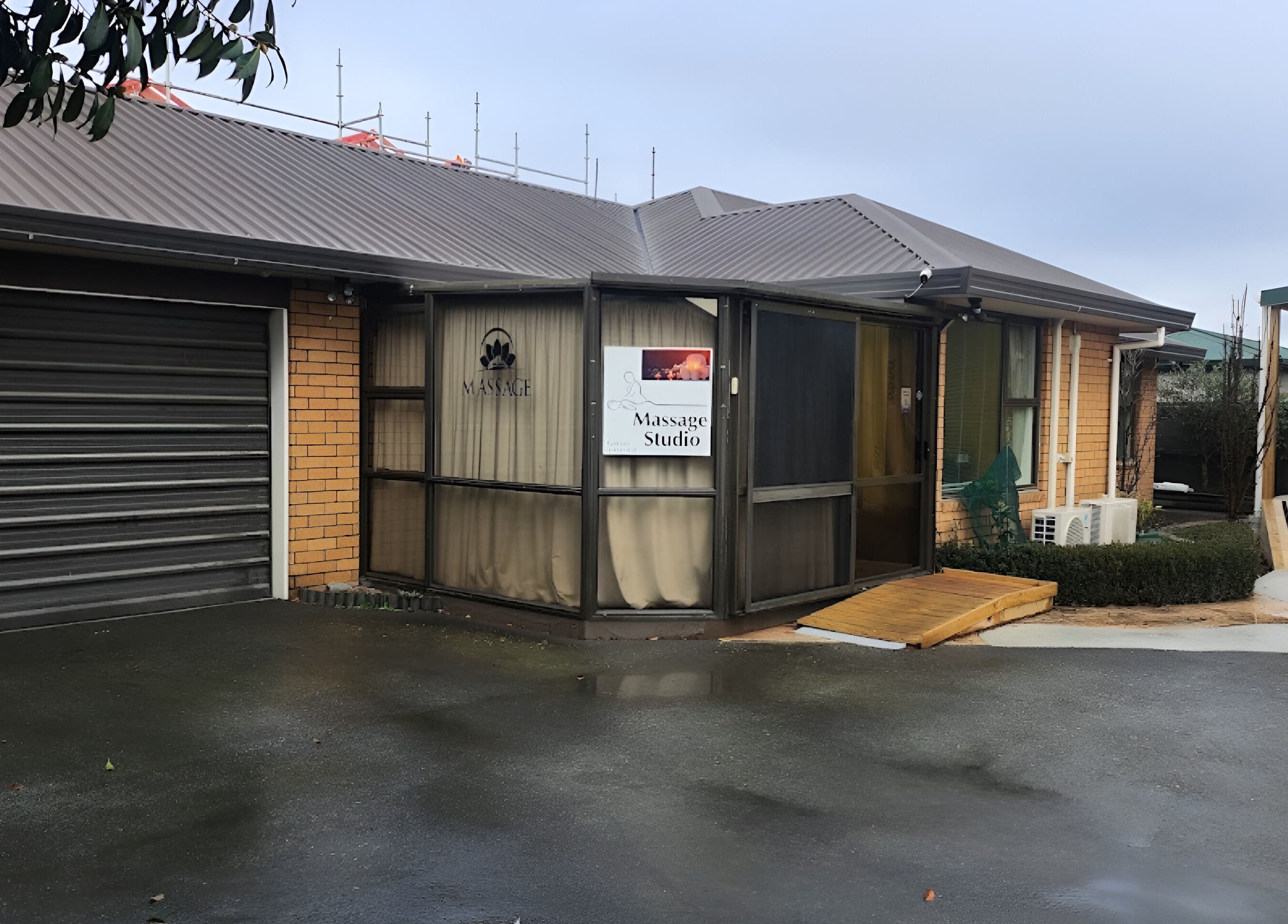 Exterior view of Sawasdee Massage, Christchurch, Canterbury, NZ with inviting entrance.