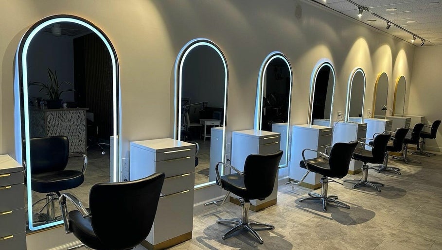 Beverly Hills Salon Spa зображення 1