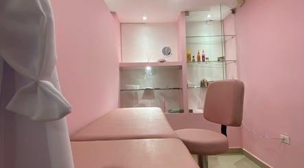 Immagine 3, London Beauty Salon