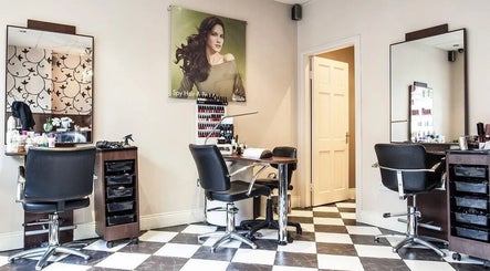 Spy Salon - North Circular Rd image 2