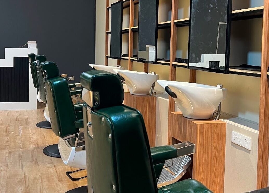 Modern salon chairs and washbasins at Manros Hair Studio, Cyberjaya, Selangor, MY.