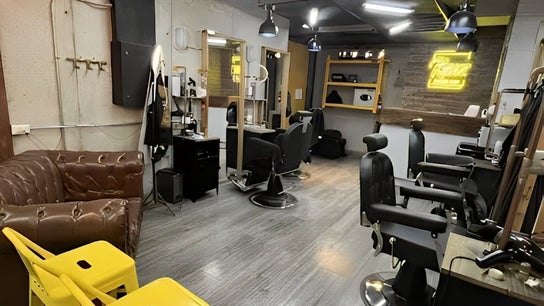 Kanz Barbers