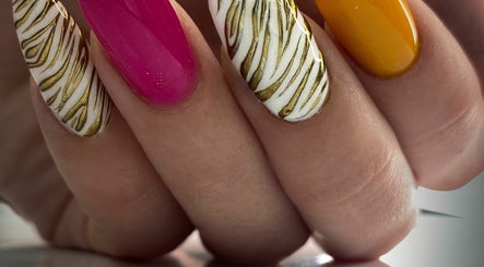 Summers Boutique Nails изображение 2