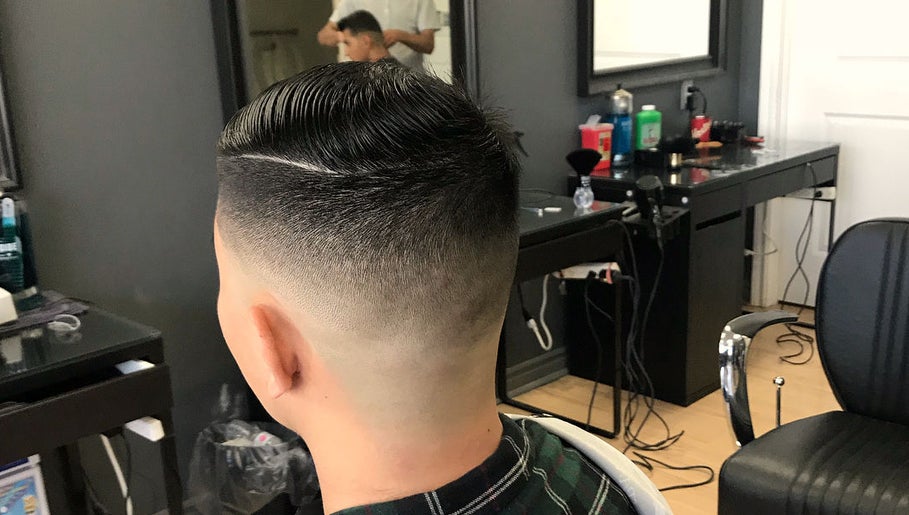 Exclusive Image Studio Salon Barber image 1